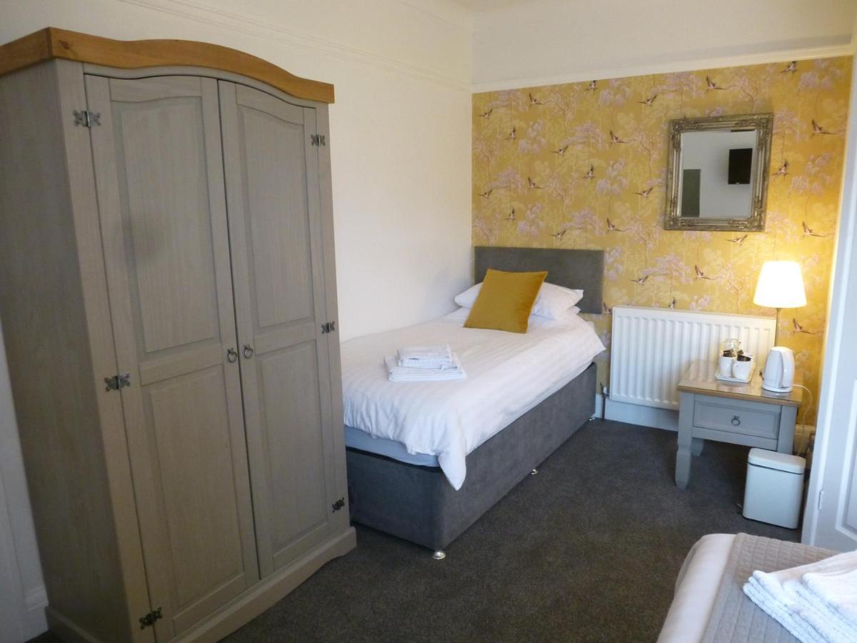 The Kenmore Guest House Llandudno Luaran gambar